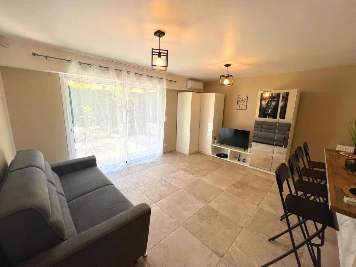 Cosy Madrid, Appartement Proche De La Mer Cannes Esterno foto