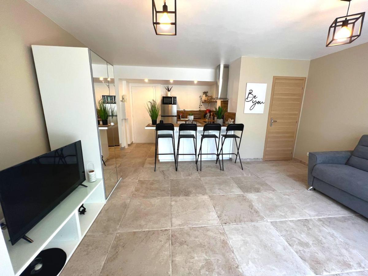 Cosy Madrid, Appartement Proche De La Mer Cannes Esterno foto