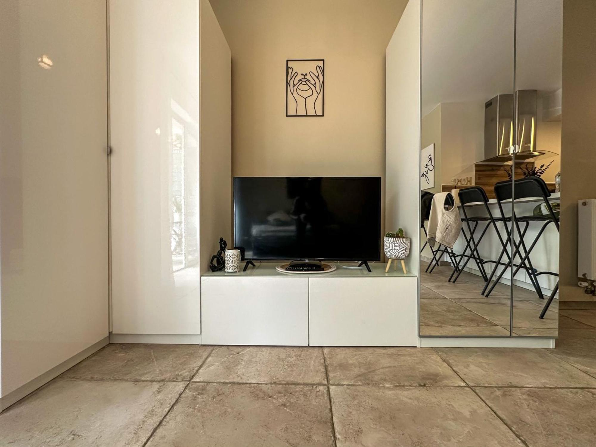 Cosy Madrid, Appartement Proche De La Mer Cannes Esterno foto